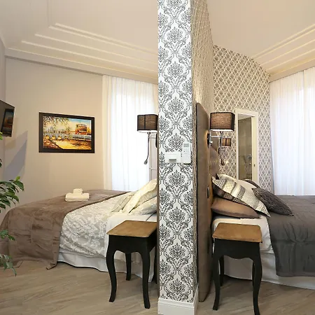 Capricci Romani ゲストハウス ローマ